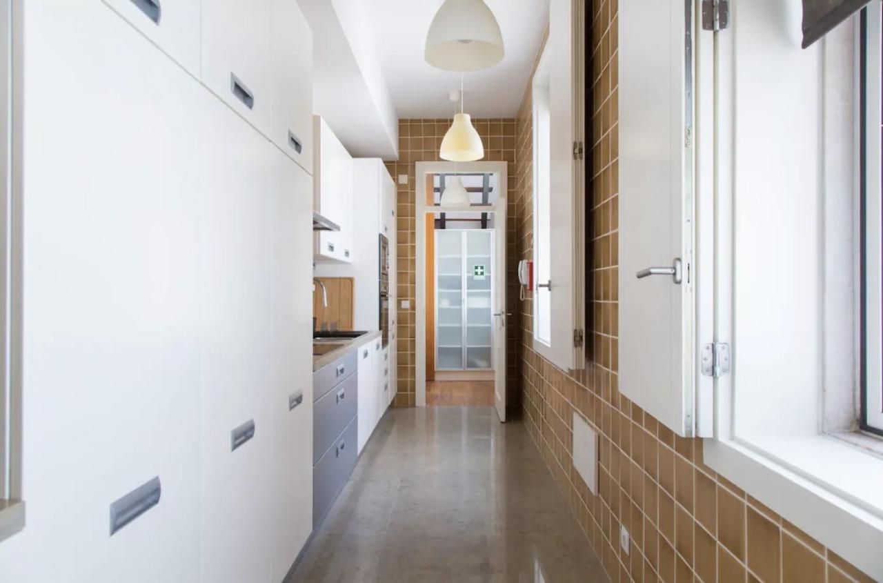 Beautiful 3-story House In Chiado With A 40m² Private Terrace Appartement *